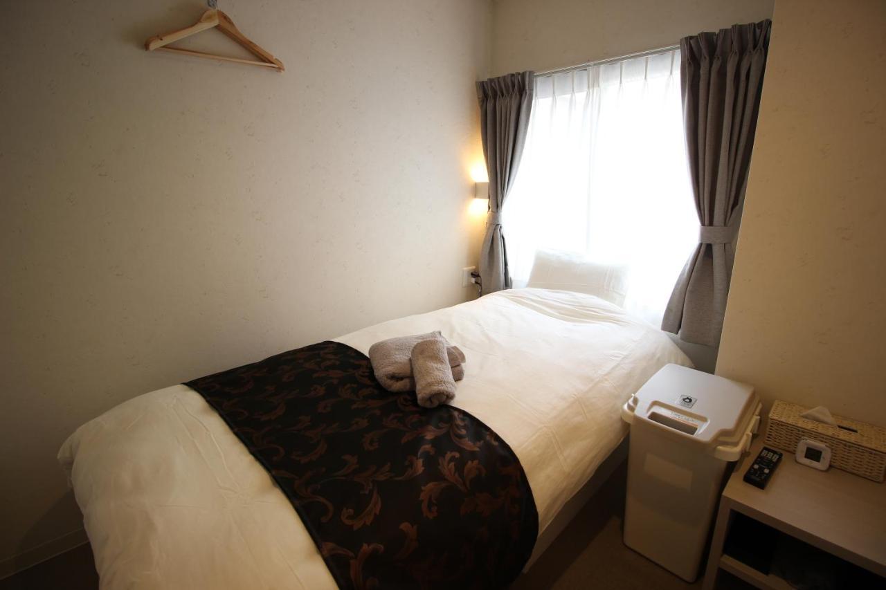 Namba West Saika Apartment Osaka Exterior photo