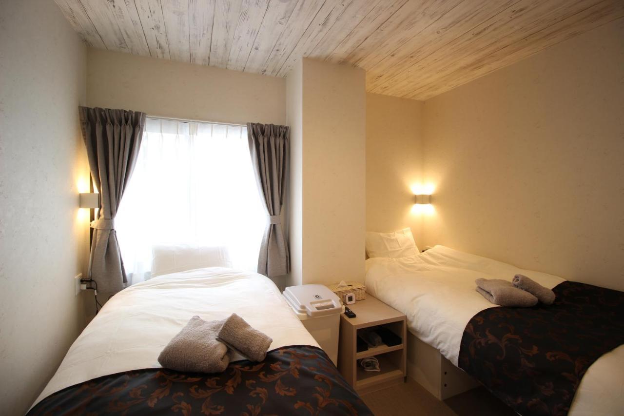 Namba West Saika Apartment Osaka Exterior photo